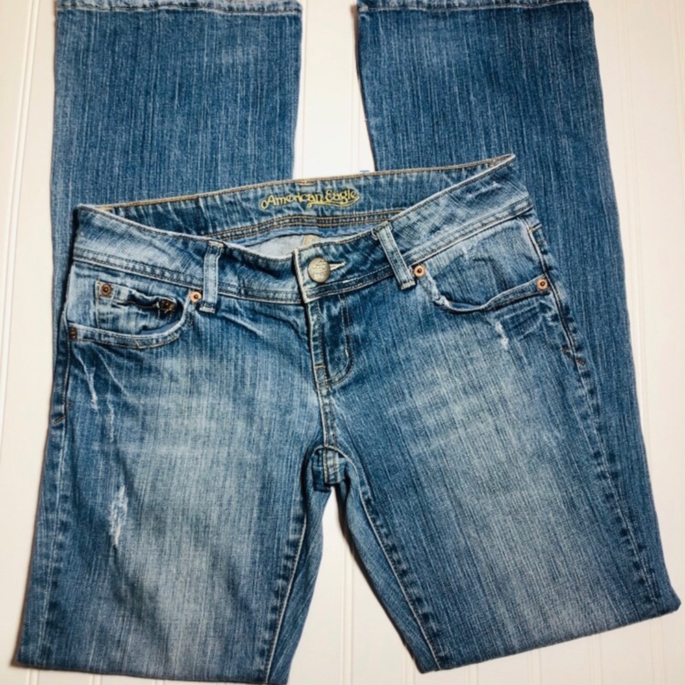 American Eagle Flare Jeans Size 6 Regular